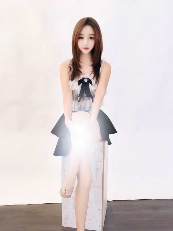 レモン(19)のグラビア