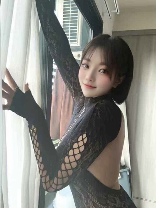 ピンク(19)のグラビア