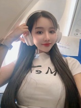 ジョイ(19)の写真1