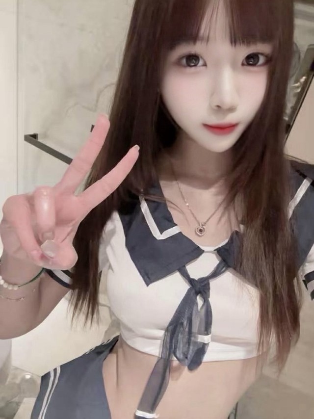 18才衝撃ガチ若！日本初新人★バニーちゃん入店！